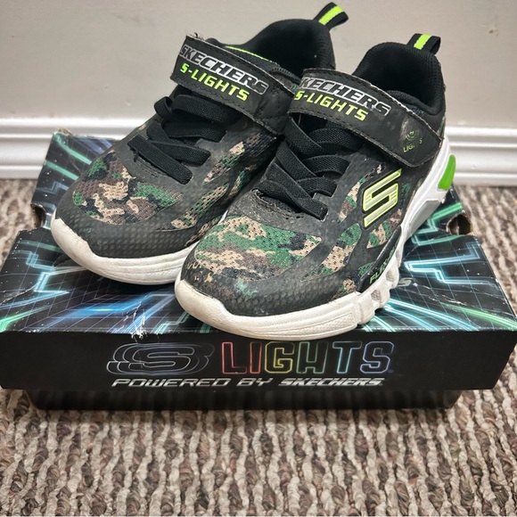 Sketchers flex-glow size 12 - Picture 5 of 5